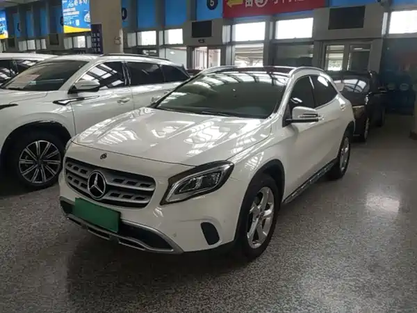 Mercedes-Benz GLA 2019