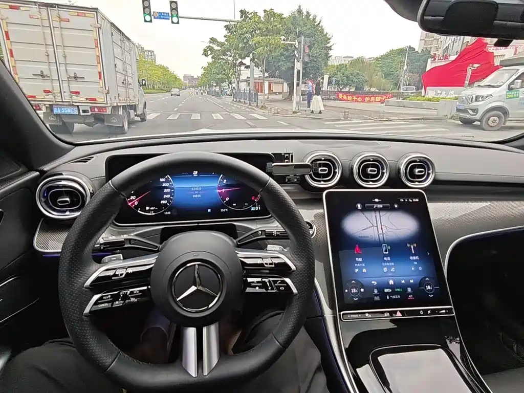 Mercedes-Benz C-Class 2023 — фото 22