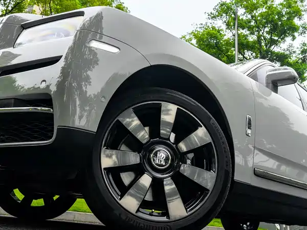Rolls-Royce Cullinan 2022