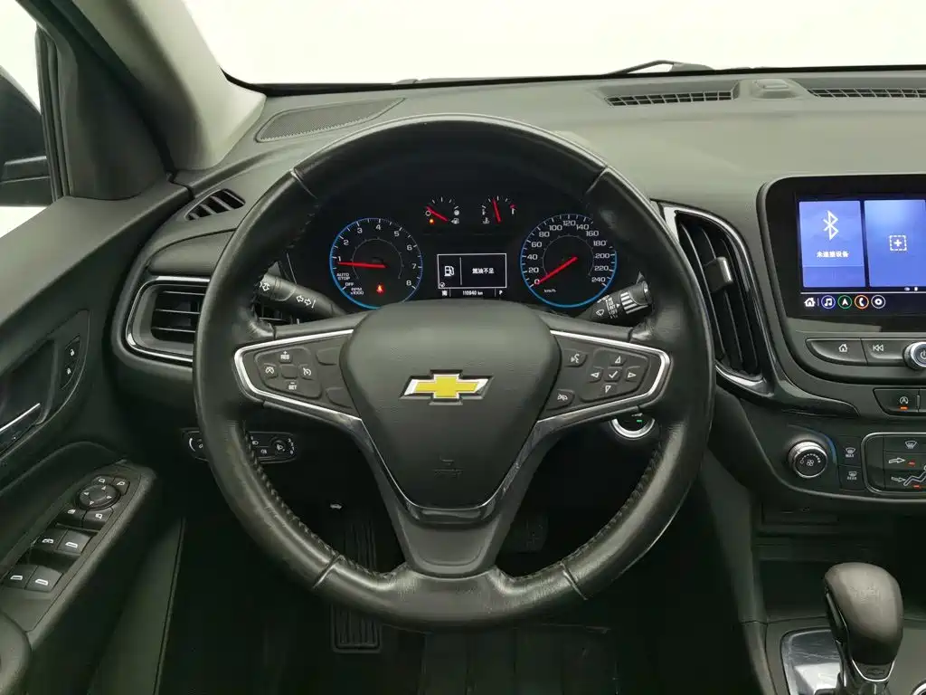 Chevrolet Equinox 2022 — фото 11