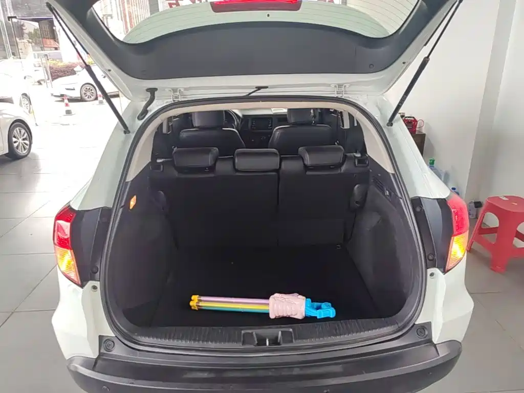 Honda Vezel 2017 — фото 19