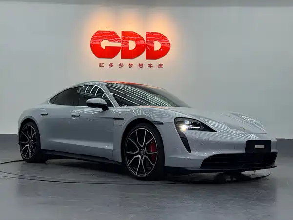Porsche Taycan 2023