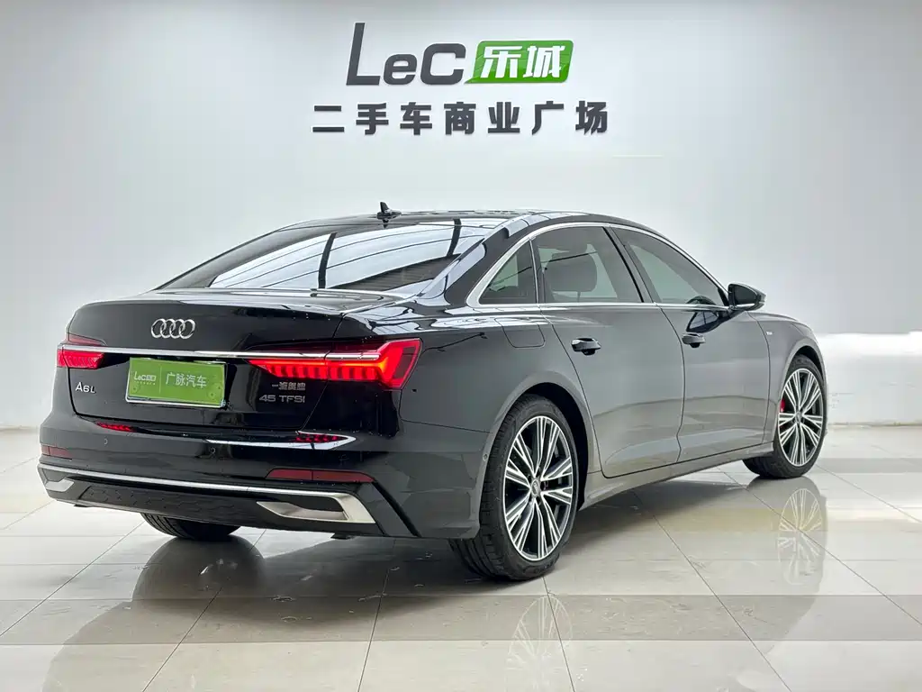 Audi A6L 2024 — фото 4