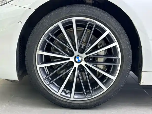 BMW 5 Series 2020