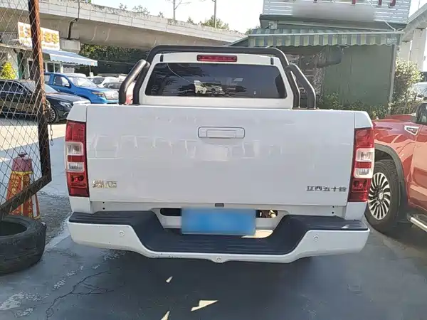 Isuzu RE-MAX Ruimai 2023