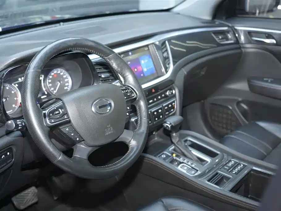 GAC Motor Trumpchi GS7 2018 — фото 12