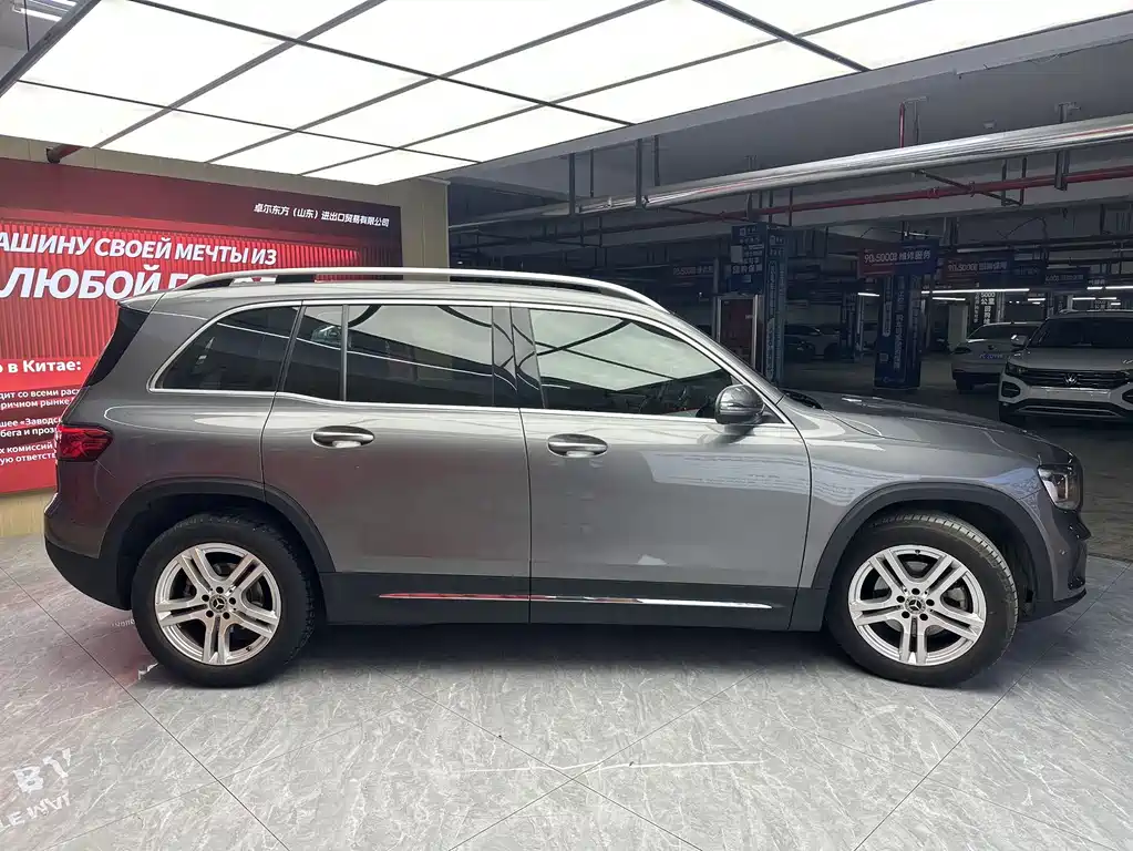 Mercedes-Benz GLB 2020