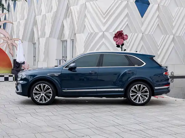 Bentley Bentayga 2022