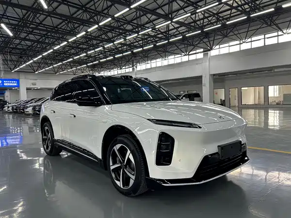 NIO ES6 2025