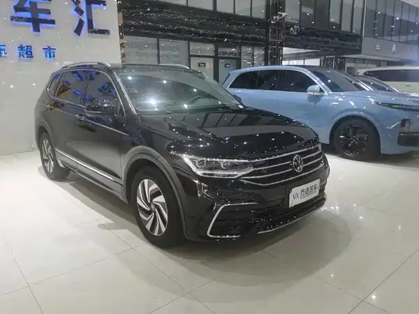 Volkswagen Tiguan L 2024
