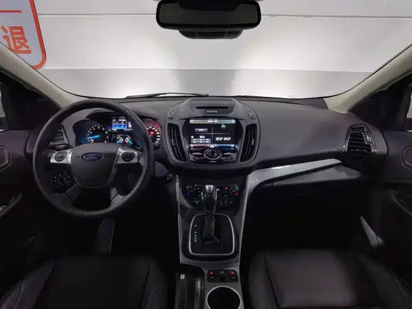 Ford Kuga 2016