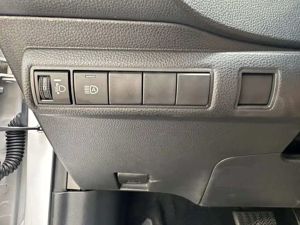 Toyota Corolla 2022 — фото 24