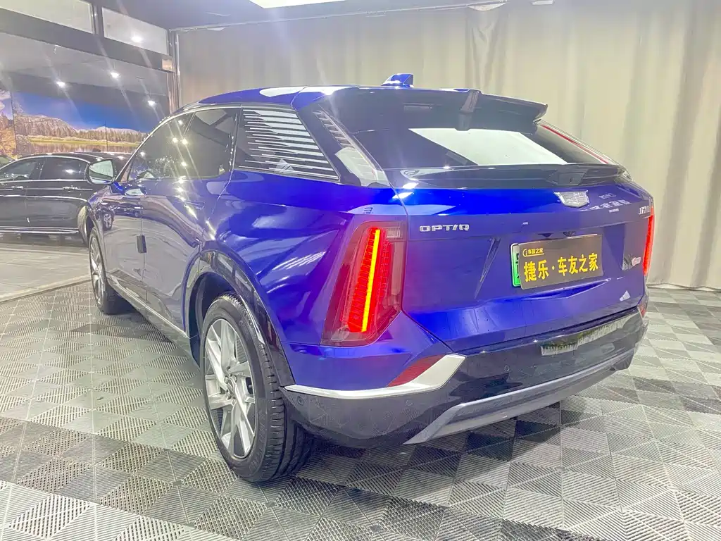 Cadillac IQ 2024