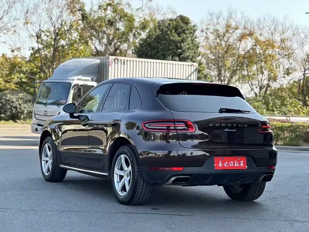 Porsche Macan 2015