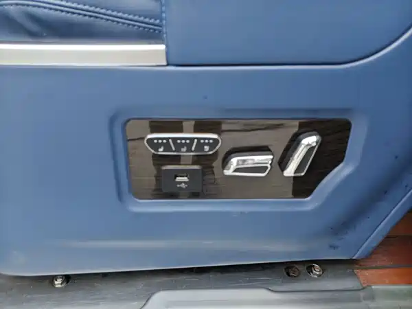 Buick GL8 2016