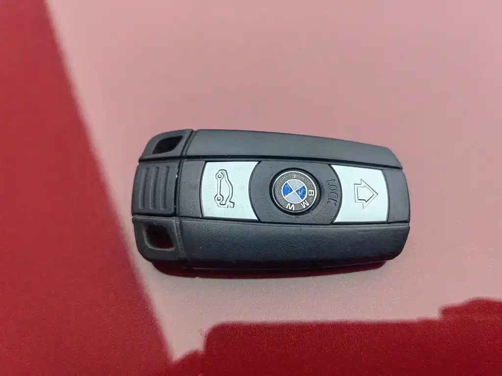 BMW X1 2014 — фото 19