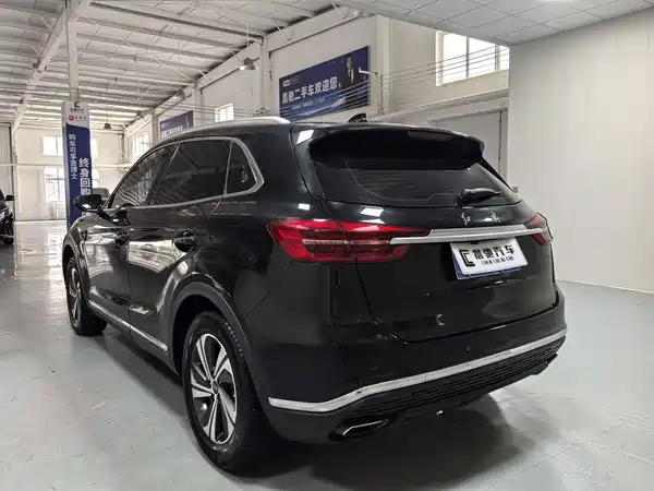 Hongqi HS5 2022