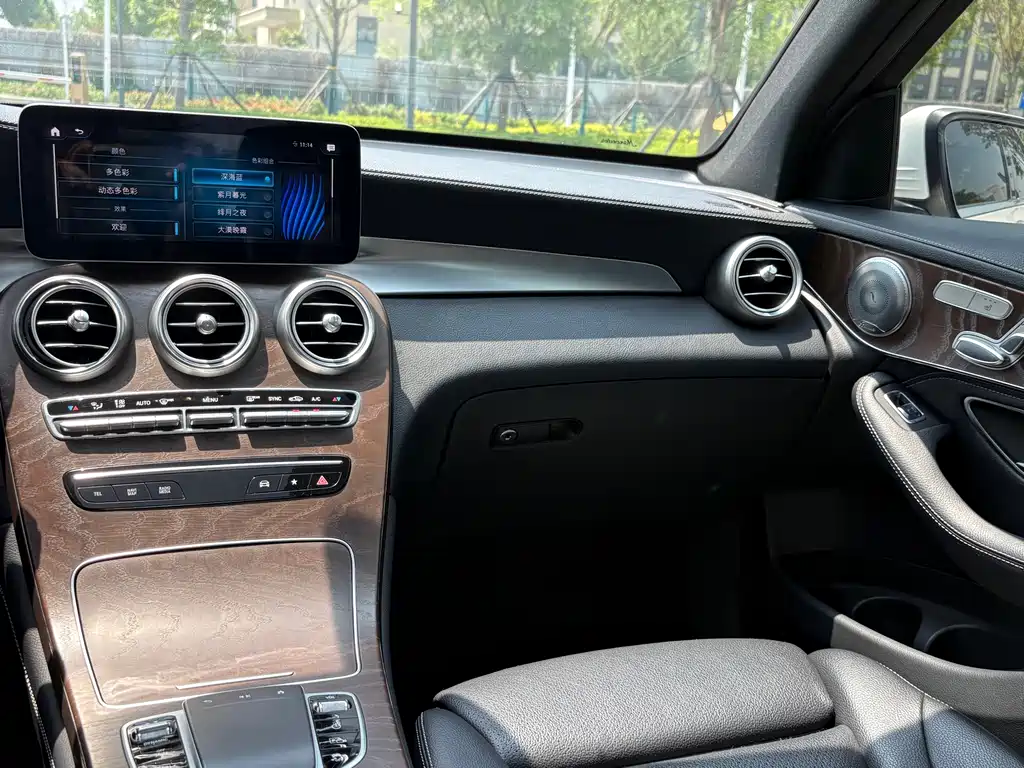 Mercedes-Benz GLC 2020