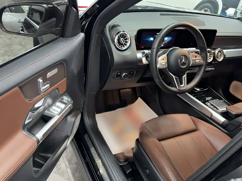 Mercedes-Benz GLB 2021 — фото 17