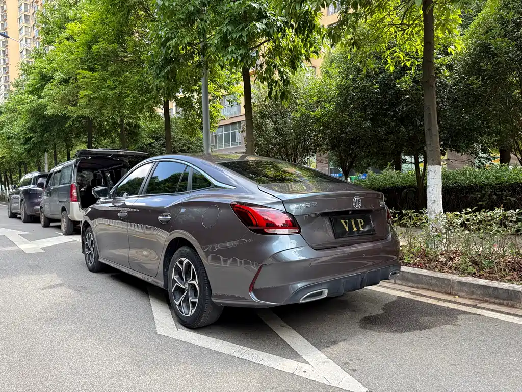 MG MG5 2022