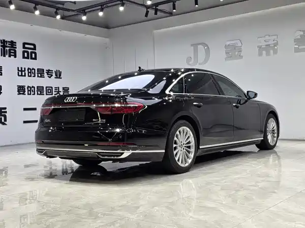 Audi A8 2019