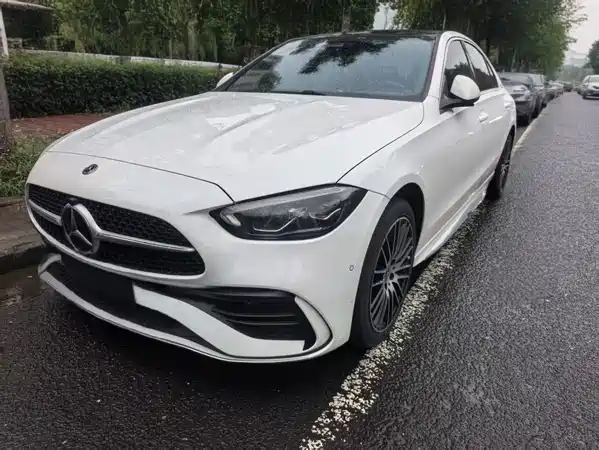 Mercedes-Benz C-Class 2022