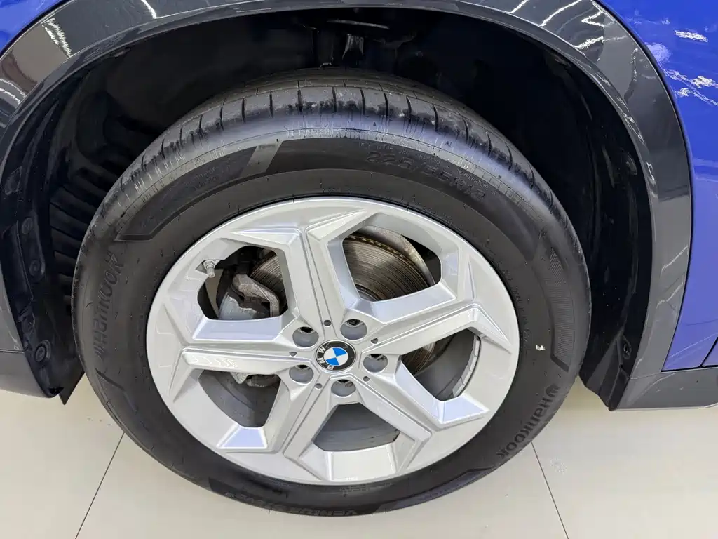 BMW X1 2023 — фото 15
