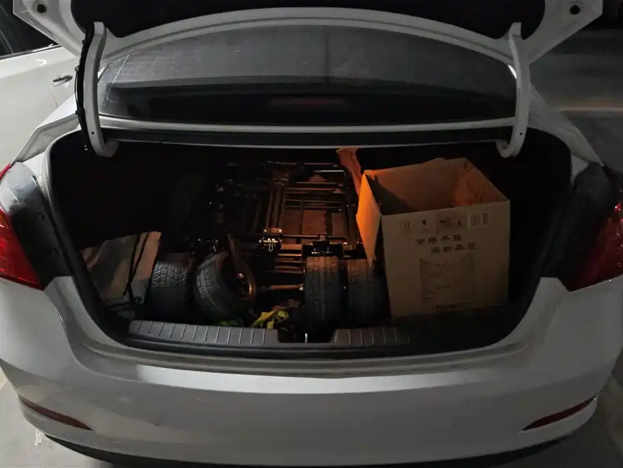 Hyundai Mistra 2015 — фото 4