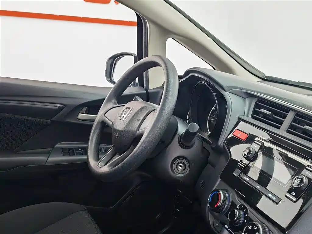 Honda Fit 2016 — фото 22