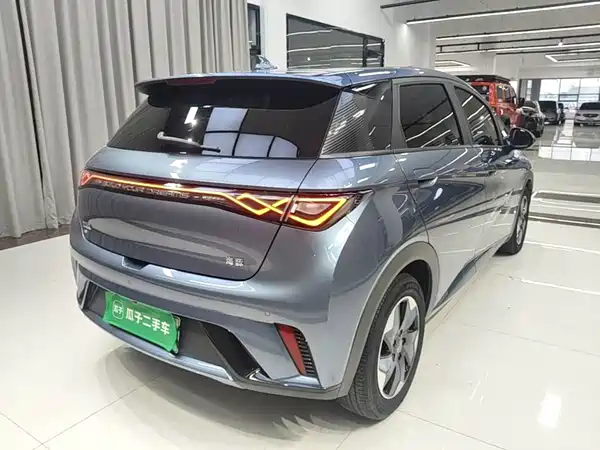 BYD Dolphin 2024