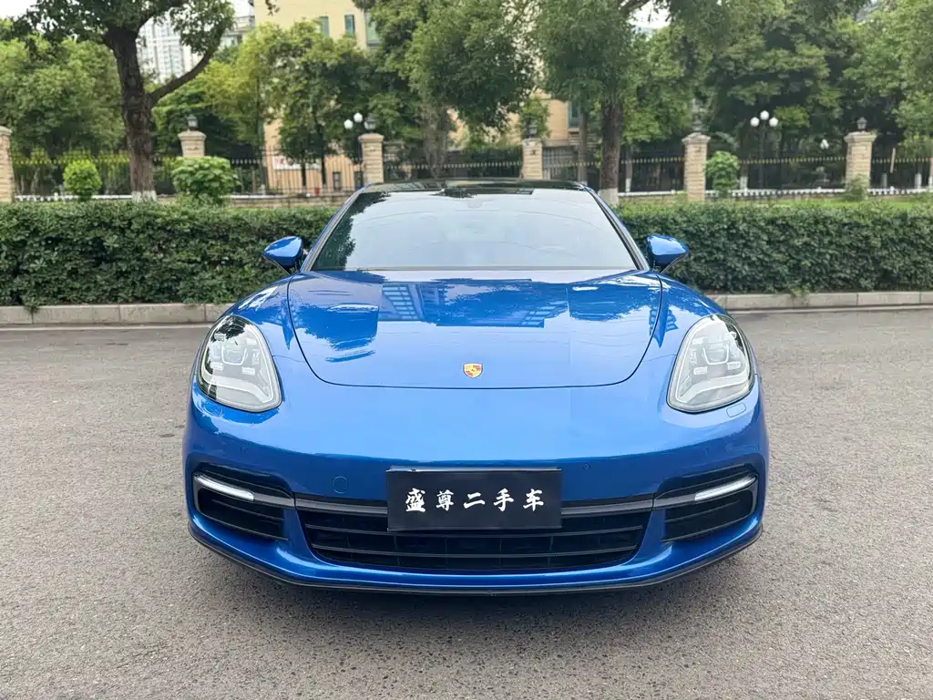 Porsche Panamera 2018 — фото 2