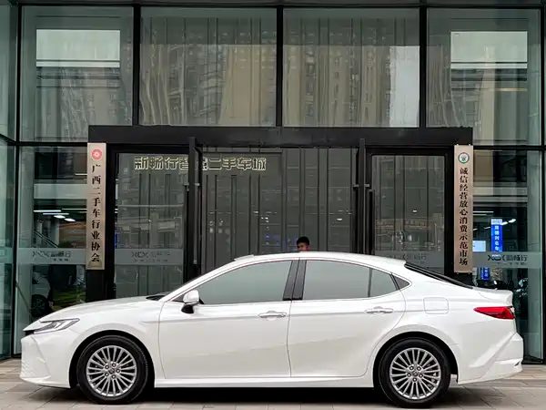 Toyota Camry 2024
