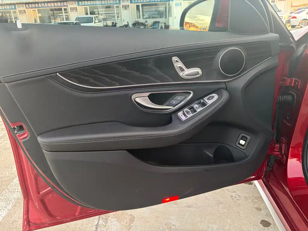 Mercedes-Benz C-Class 2020 — фото 4