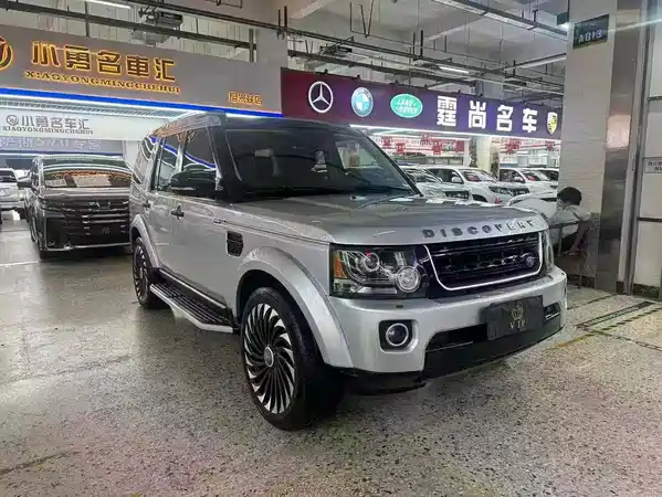 Land Rover Discovery 2015