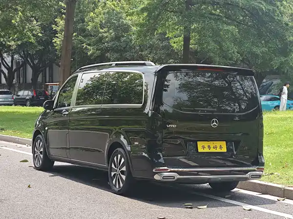 Mercedes-Benz Vito 2024
