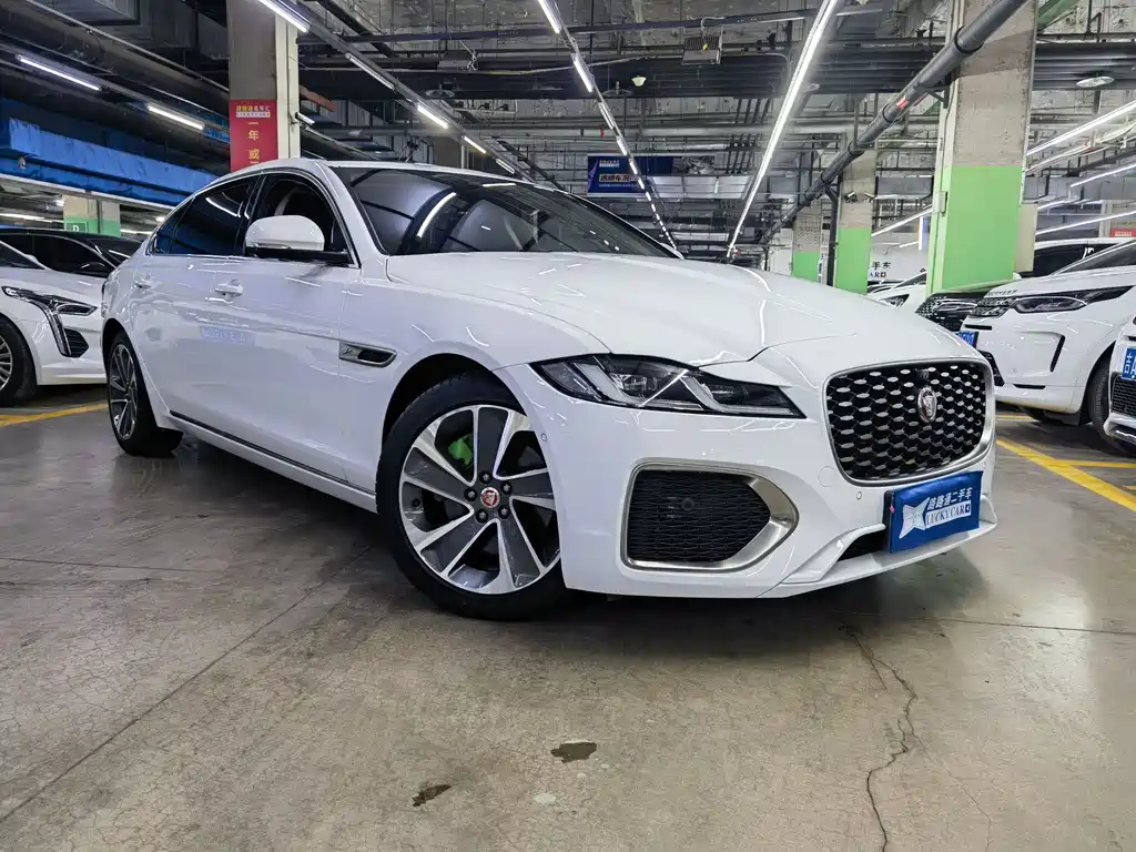 Jaguar XFL 2023 — фото 3
