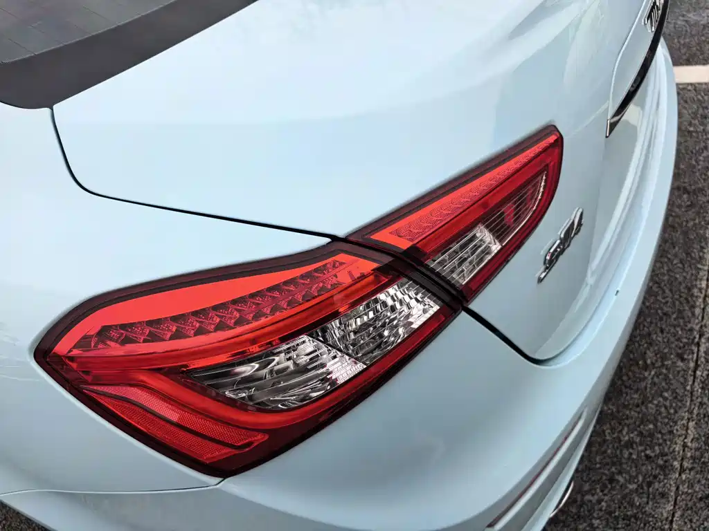 Maserati Ghibli 2017 — фото 21
