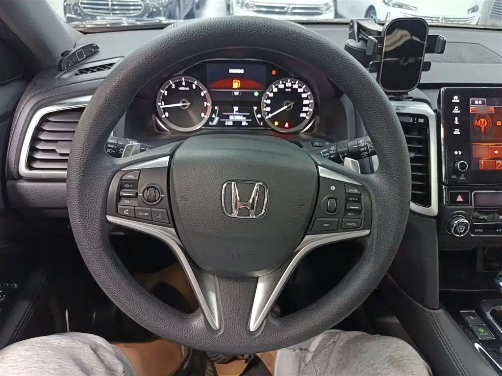 Honda UR-V 2019 — фото 11