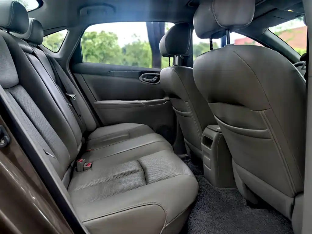 Nissan Sylphy 2014 — фото 10