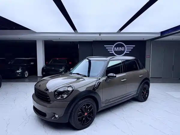 MINI Countryman 2011