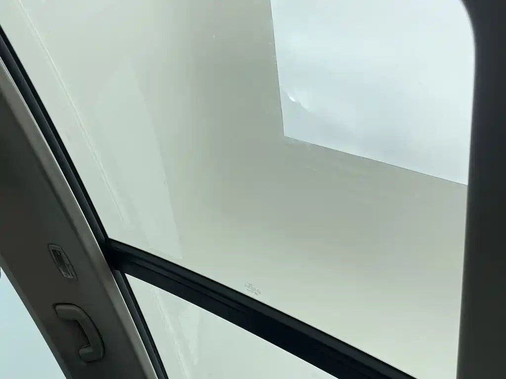 Skoda Karoq 2023 — фото 15
