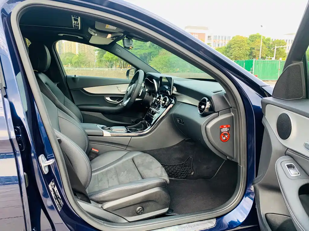 Mercedes-Benz C-Class 2019 — фото 10