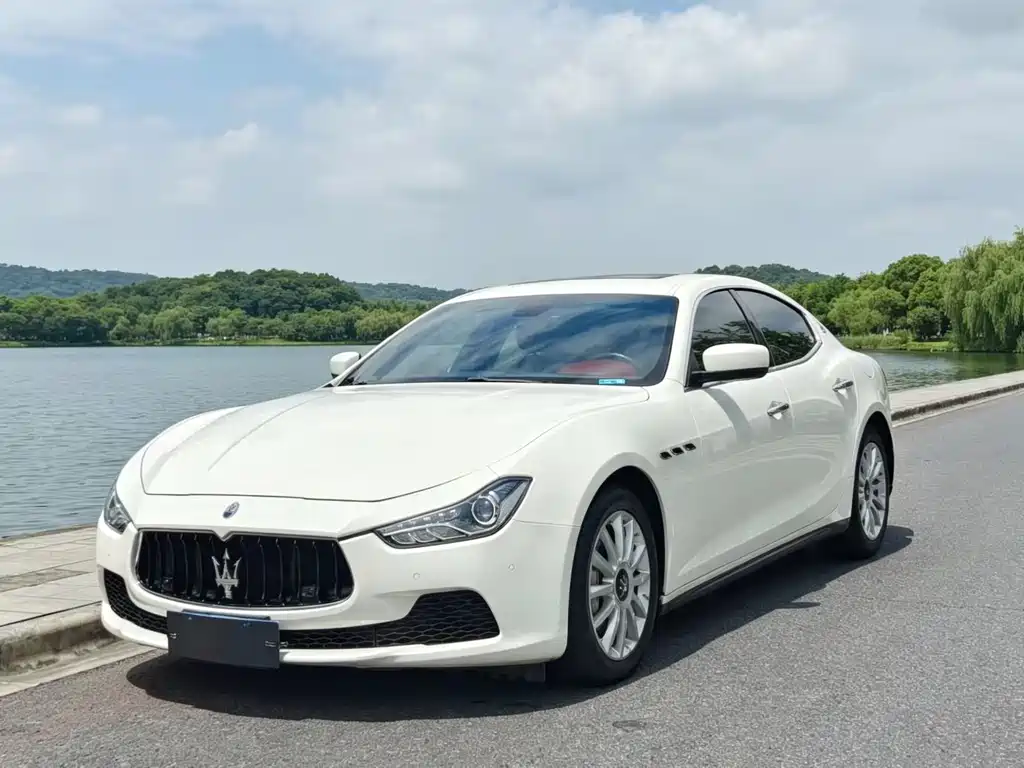 Maserati Ghibli 2016 — фото 3
