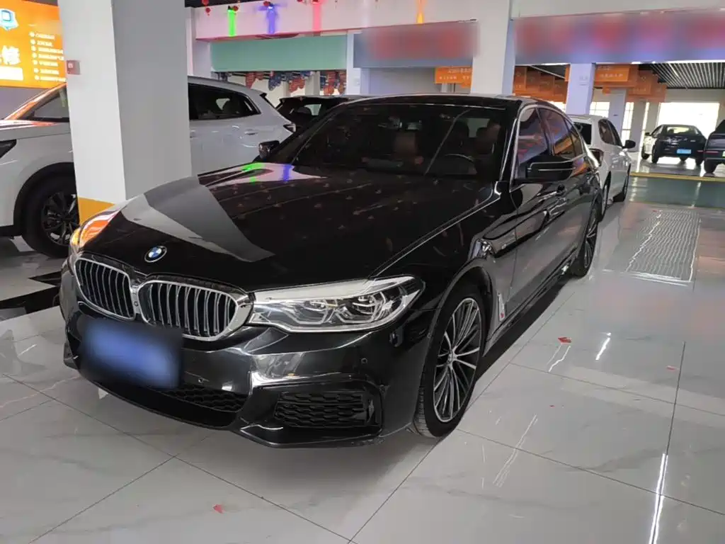 BMW 5 Series 2020 — фото 1