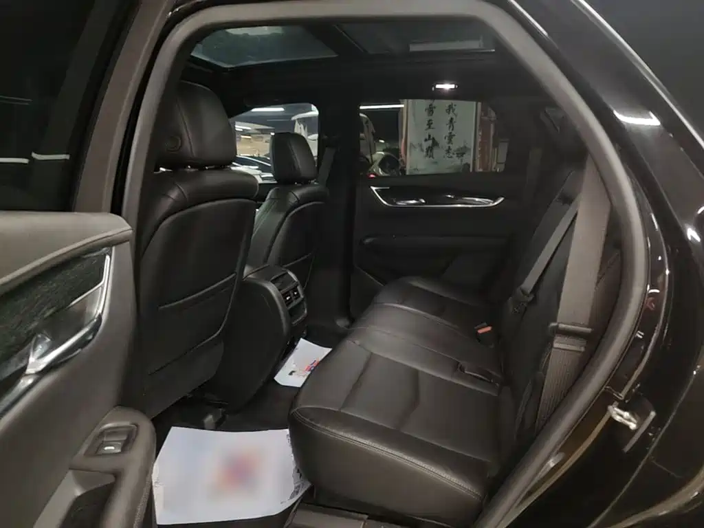 Cadillac XT5 2020 — фото 17