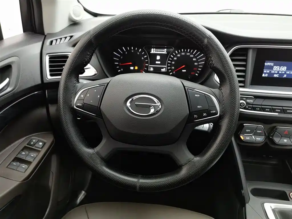 GAC Motor Trumpchi GS4 2016 — фото 11