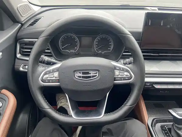Geely Vision X6 2021