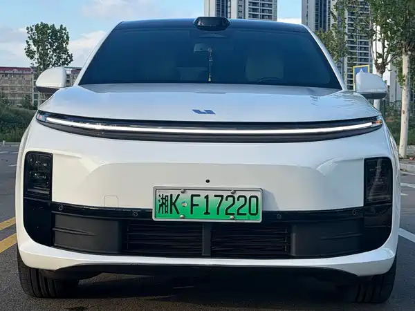 Li Auto L6 2024