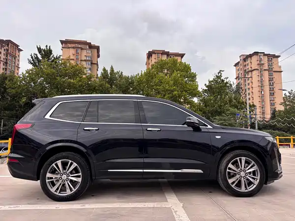 Cadillac XT6 2021