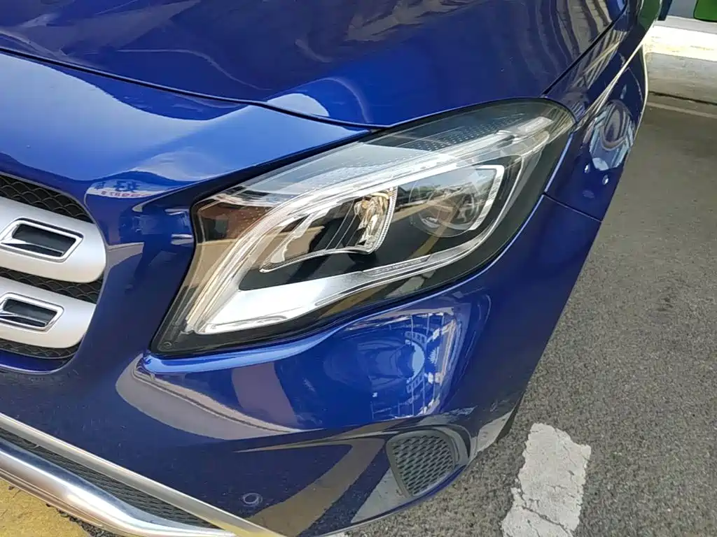 Mercedes-Benz GLA 2018 — фото 24